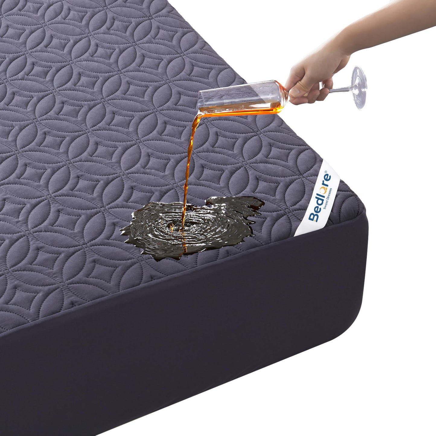 Quilted Waterproof Mattress Protector Deep Pocket Breathable Fitted Mattress Cover