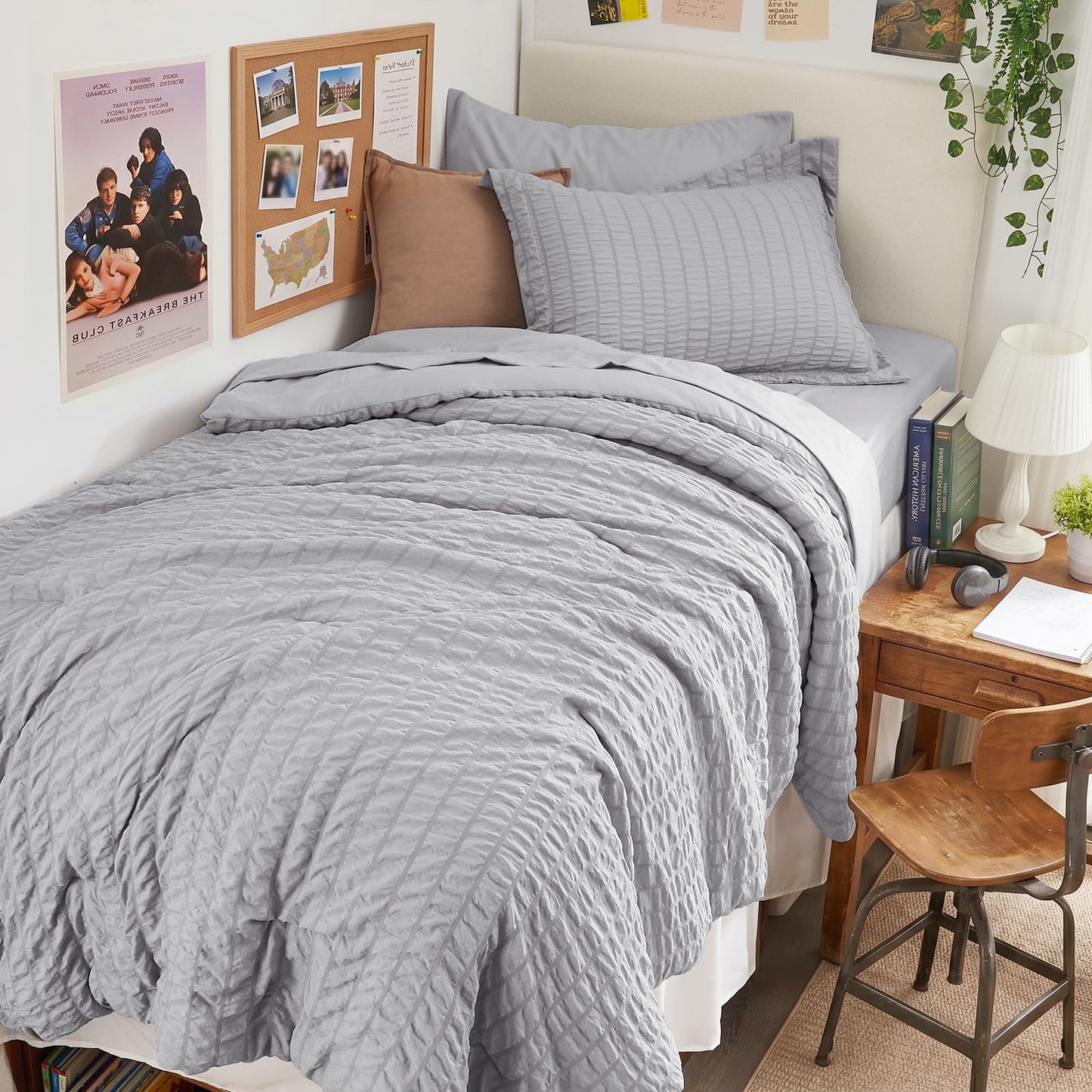 Seersucker Comforter Set 7 Piece All Season Bed in a Bag Bedding Set
