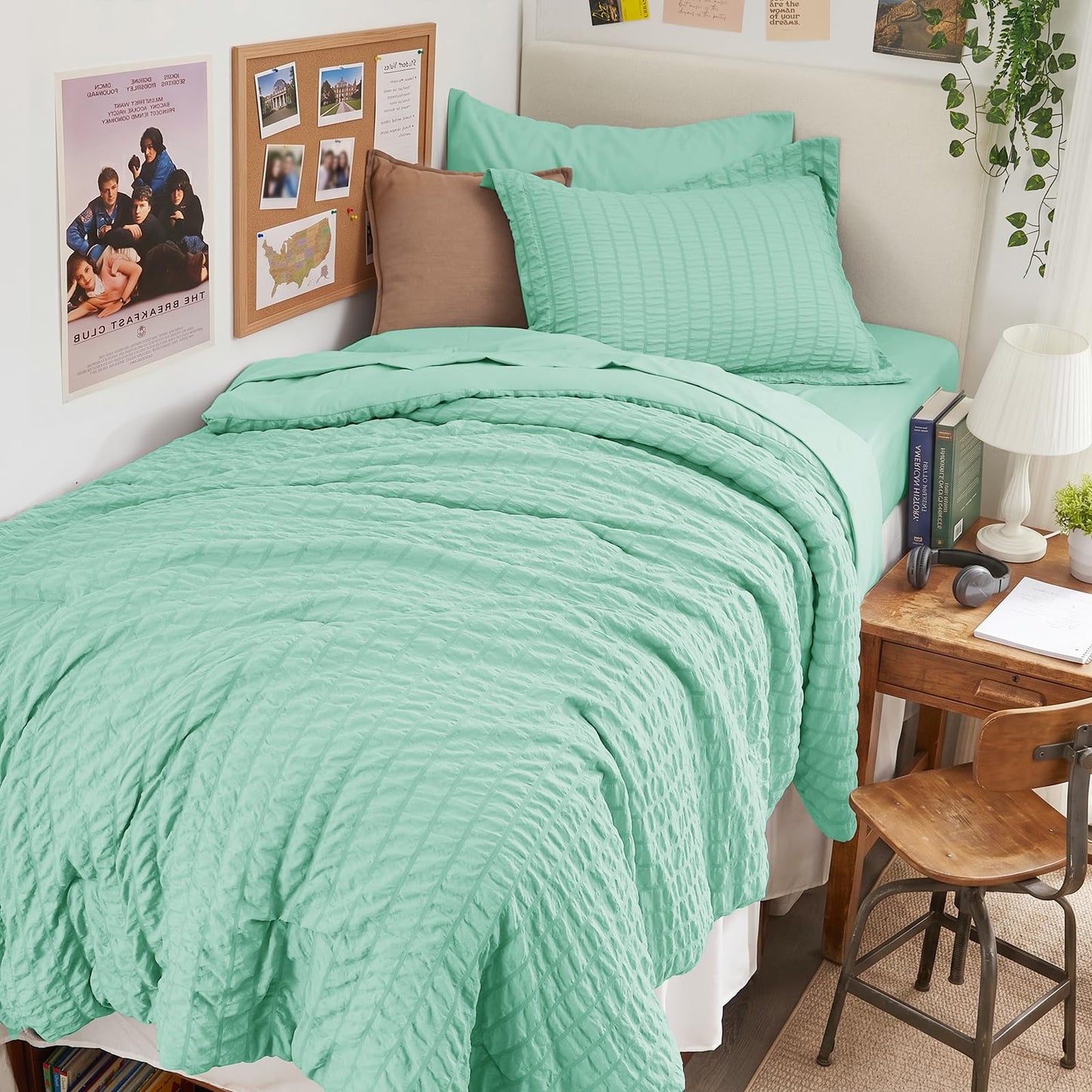 Seersucker Comforter Set 7 Piece All Season Bed in a Bag Bedding Set
