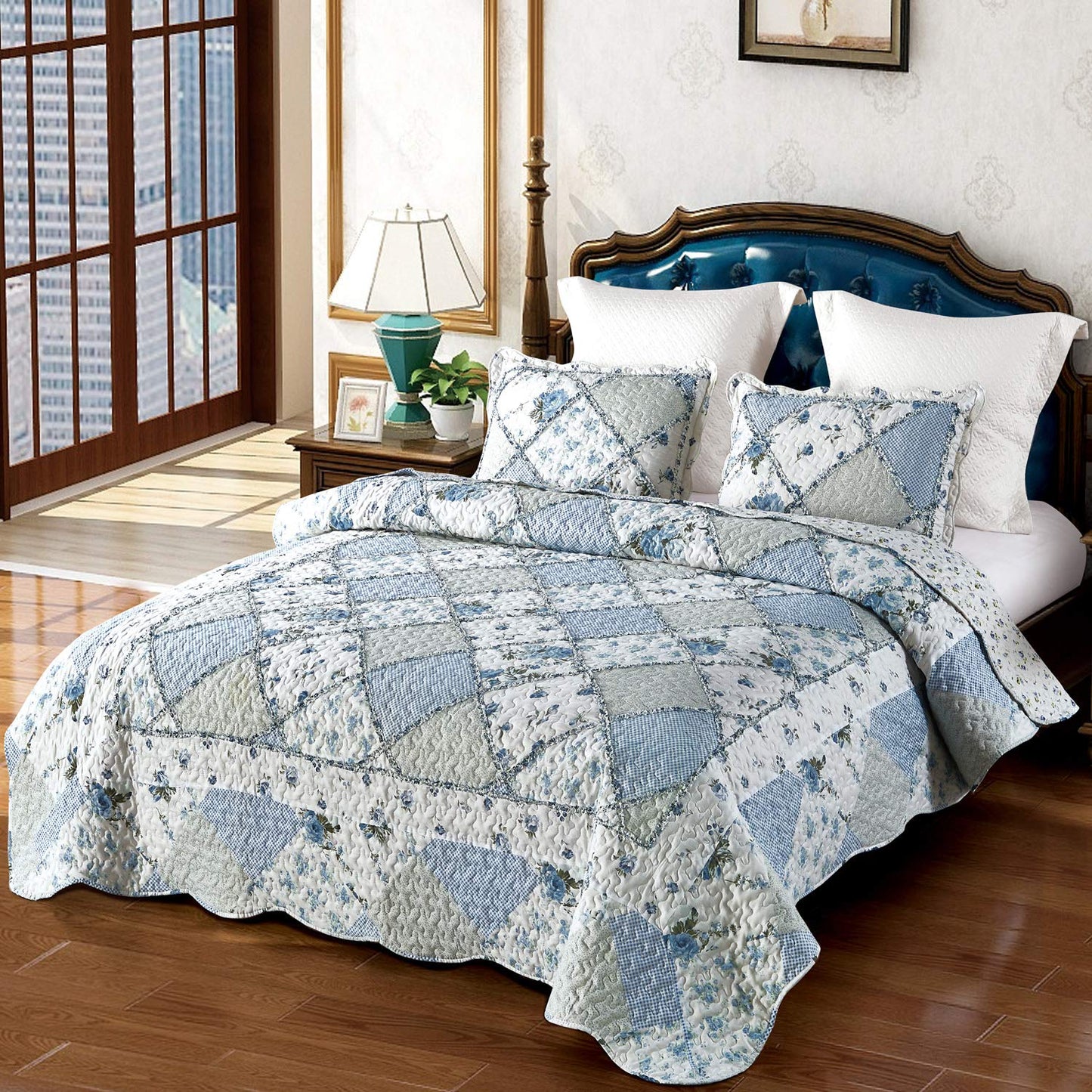 Patchwork Quilt Set Reversible 3 Piece Lightweight Floral Coverlet Bedding