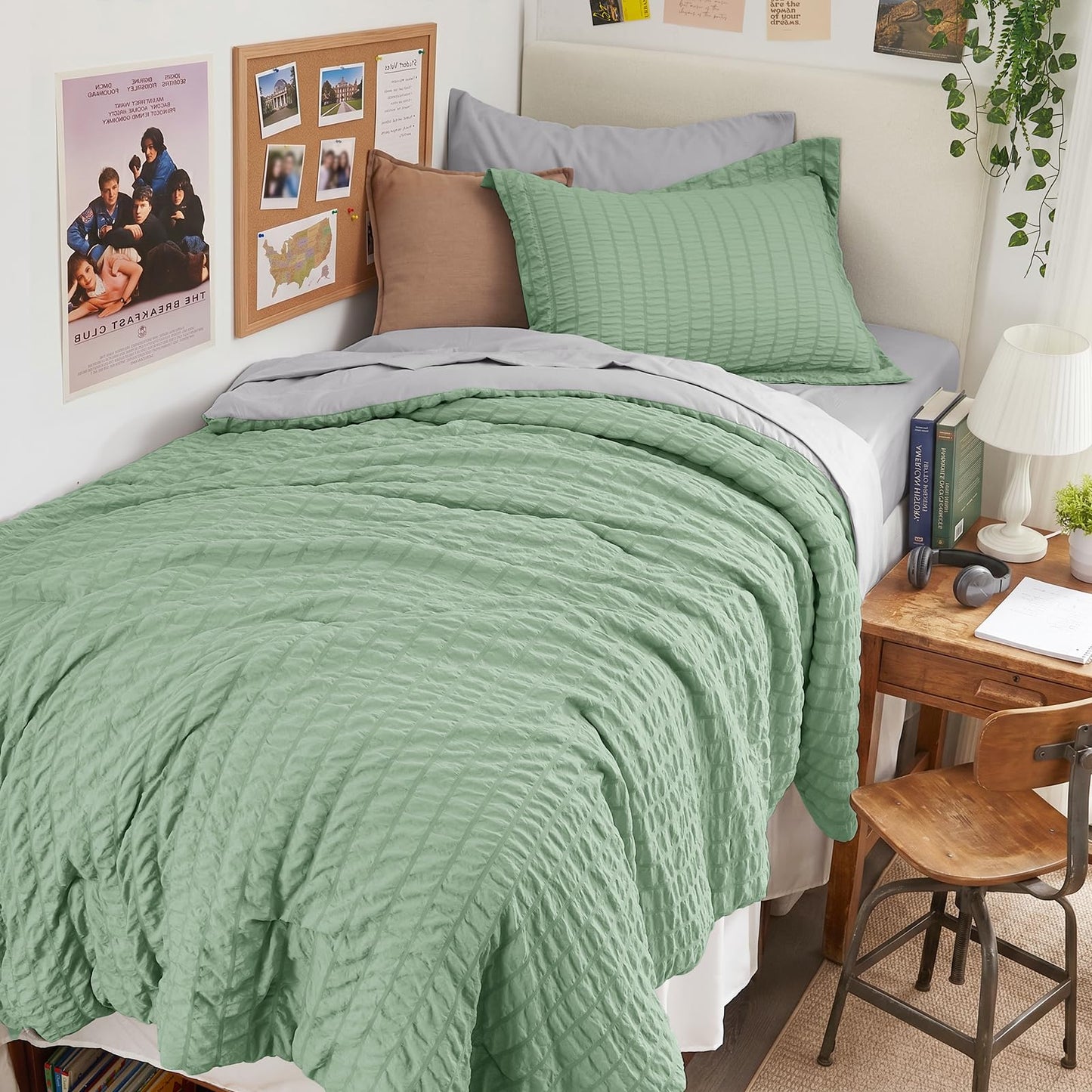 Seersucker Comforter Set 7 Piece All Season Bed in a Bag Bedding Set