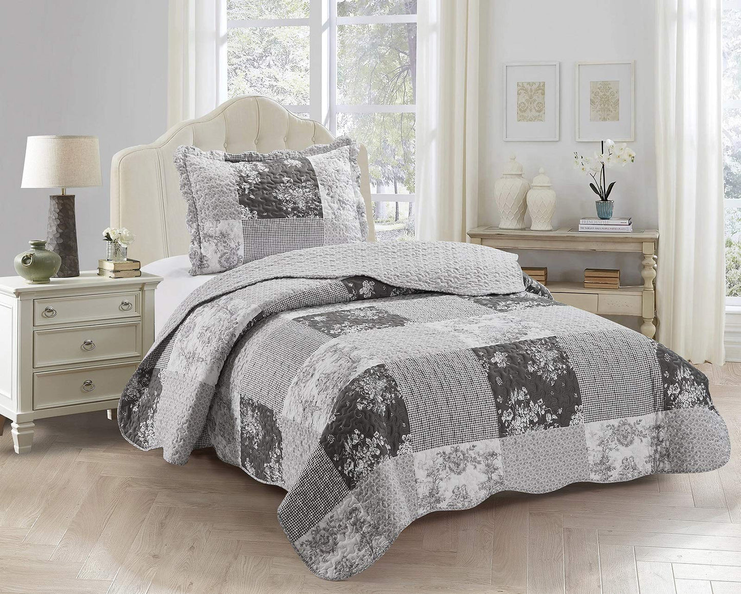 Patchwork Quilt Set Reversible Lightweight All Season Coverlet Bedding
