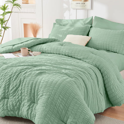 Seersucker Comforter Set 7 Piece All Season Bed in a Bag Bedding Set