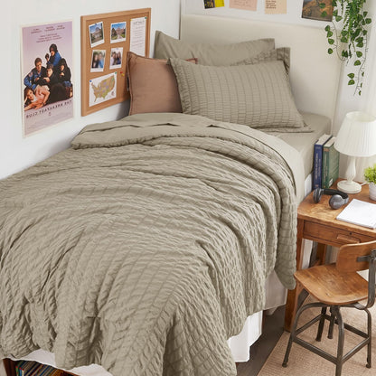 Seersucker Comforter Set 7 Piece All Season Bed in a Bag Bedding Set