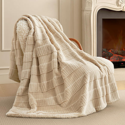 Amélie Home Jacquard Stripe Faux Fur Throw Blanket
