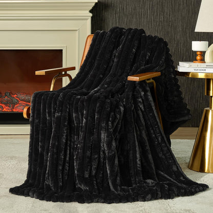 Amélie Home Jacquard Stripe Faux Fur Throw Blanket
