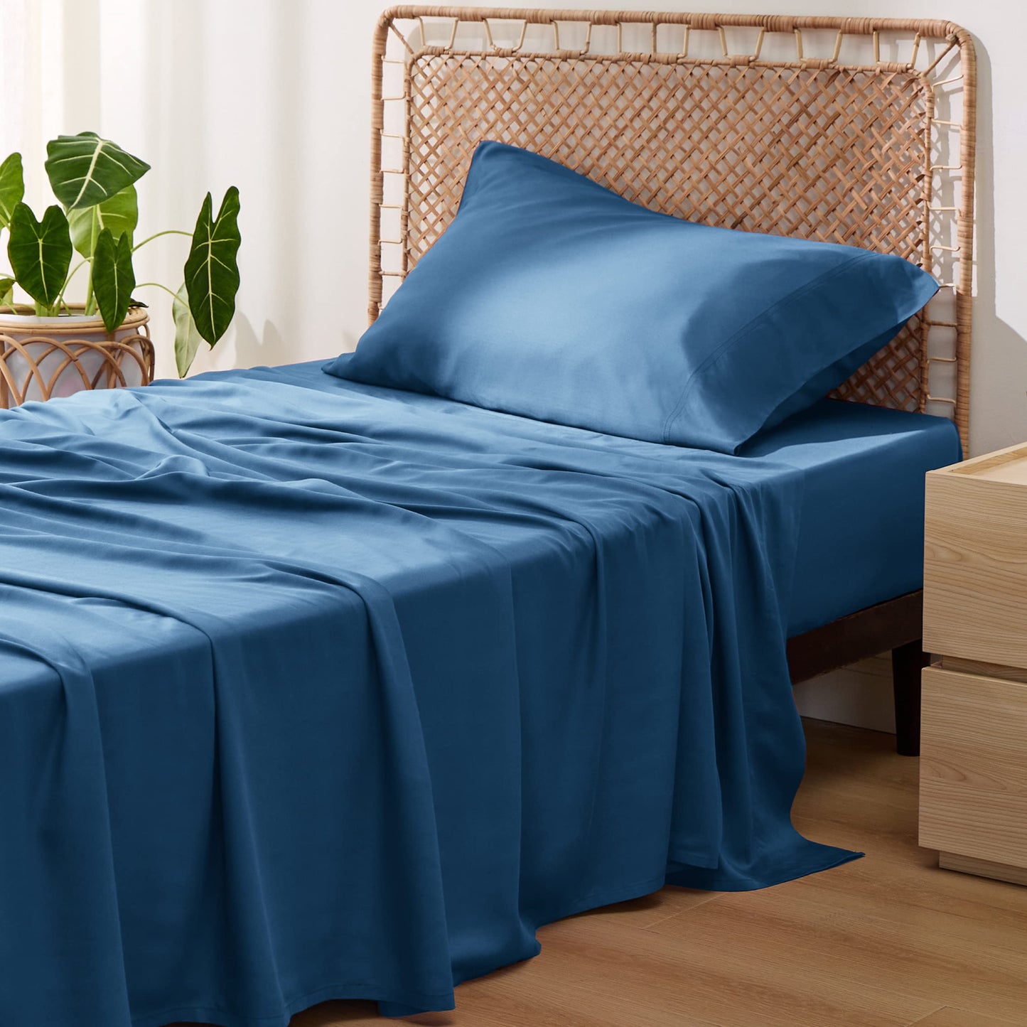 Bamboo Cooling Sheet Set Deep Pocket Silky Breathable Hotel Luxury Bedding