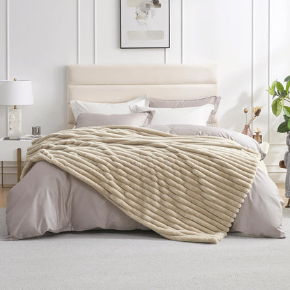 Amélie Home Jacquard Stripe Faux Fur Throw Blanket