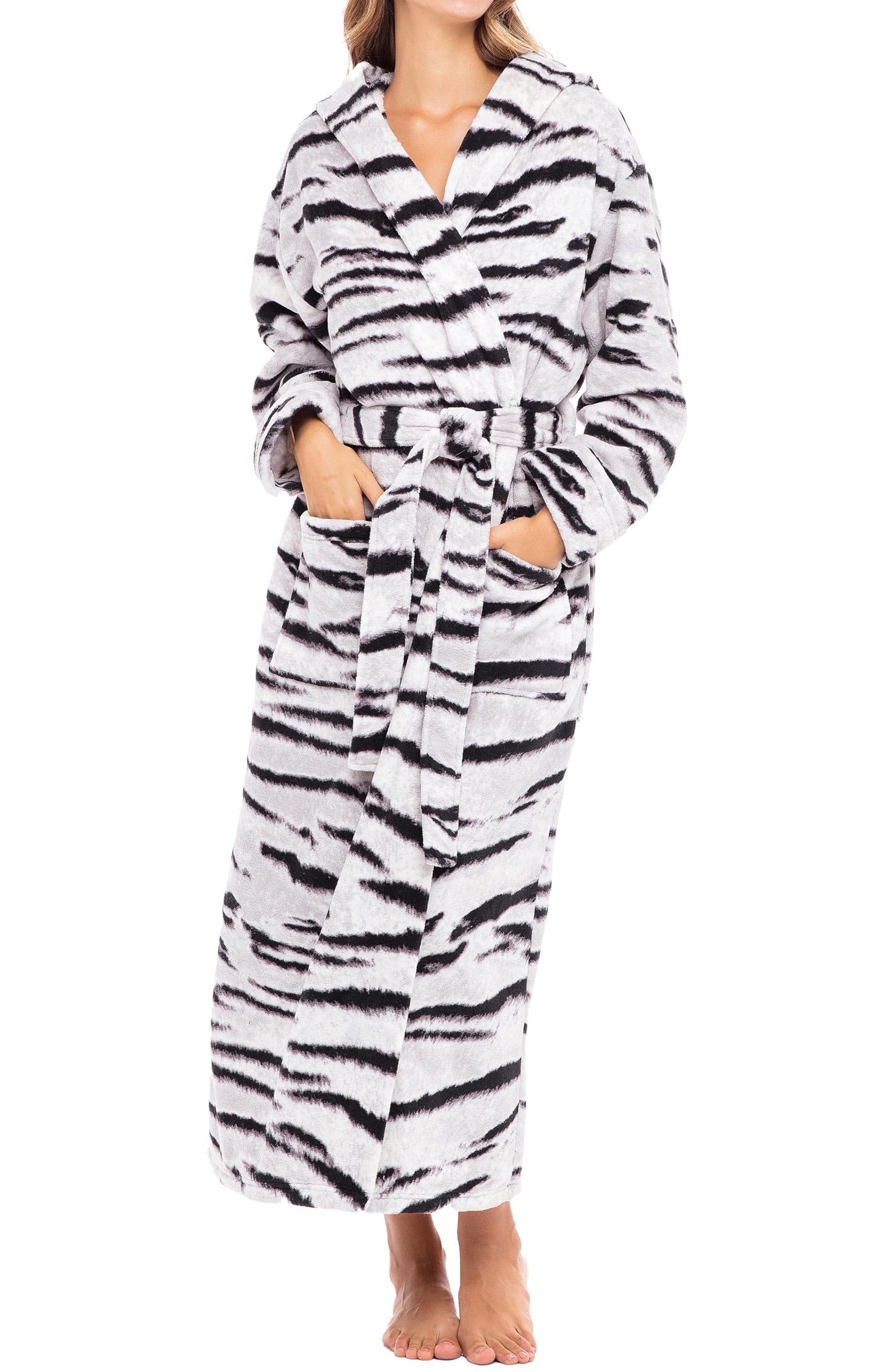 Plush Fleece Hooded Bathrobe Women Long Plus Size Soft Lounge Robe