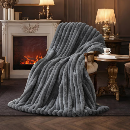 Amélie Home Jacquard Stripe Faux Fur Throw Blanket