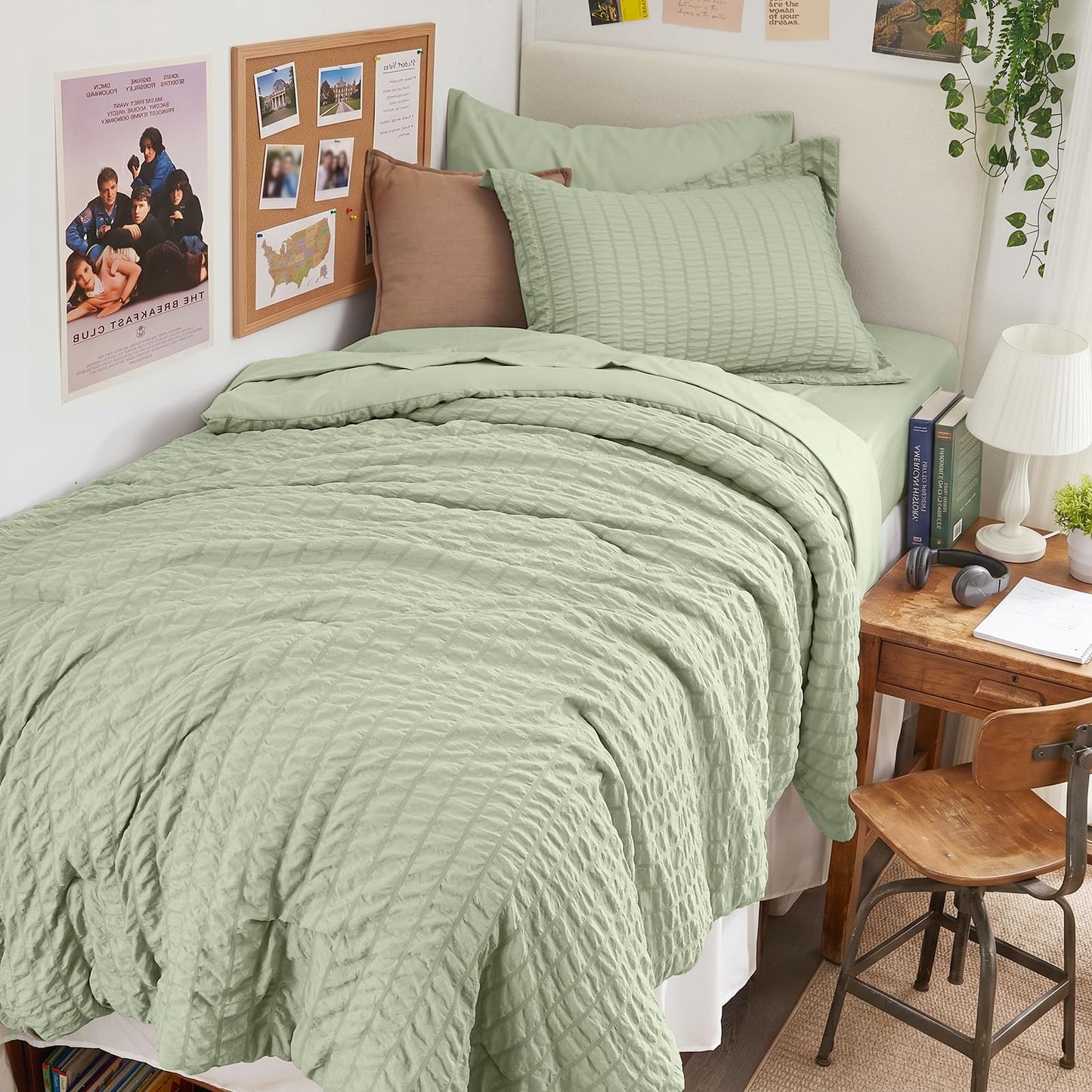 Seersucker Comforter Set 7 Piece All Season Bed in a Bag Bedding Set