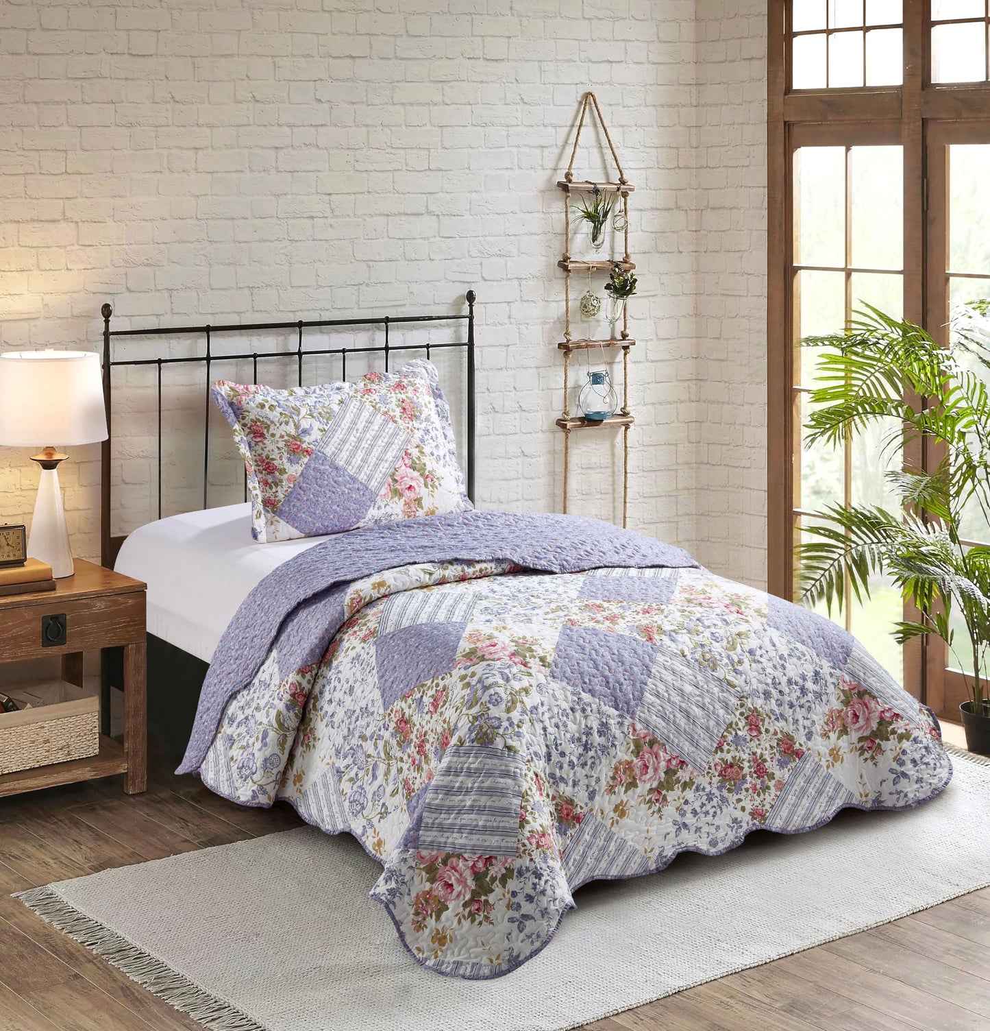 Patchwork Quilt Set Reversible Lightweight All Season Coverlet Bedding
