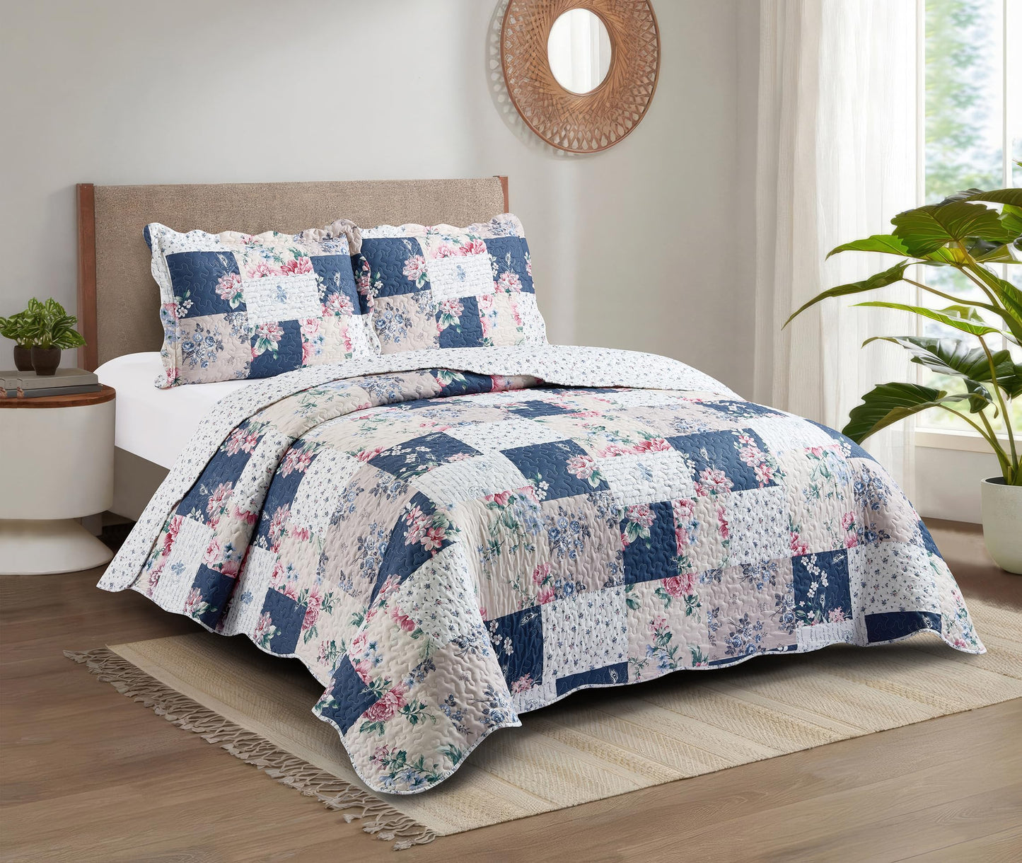 Patchwork Quilt Set Reversible Lightweight All Season Coverlet Bedding