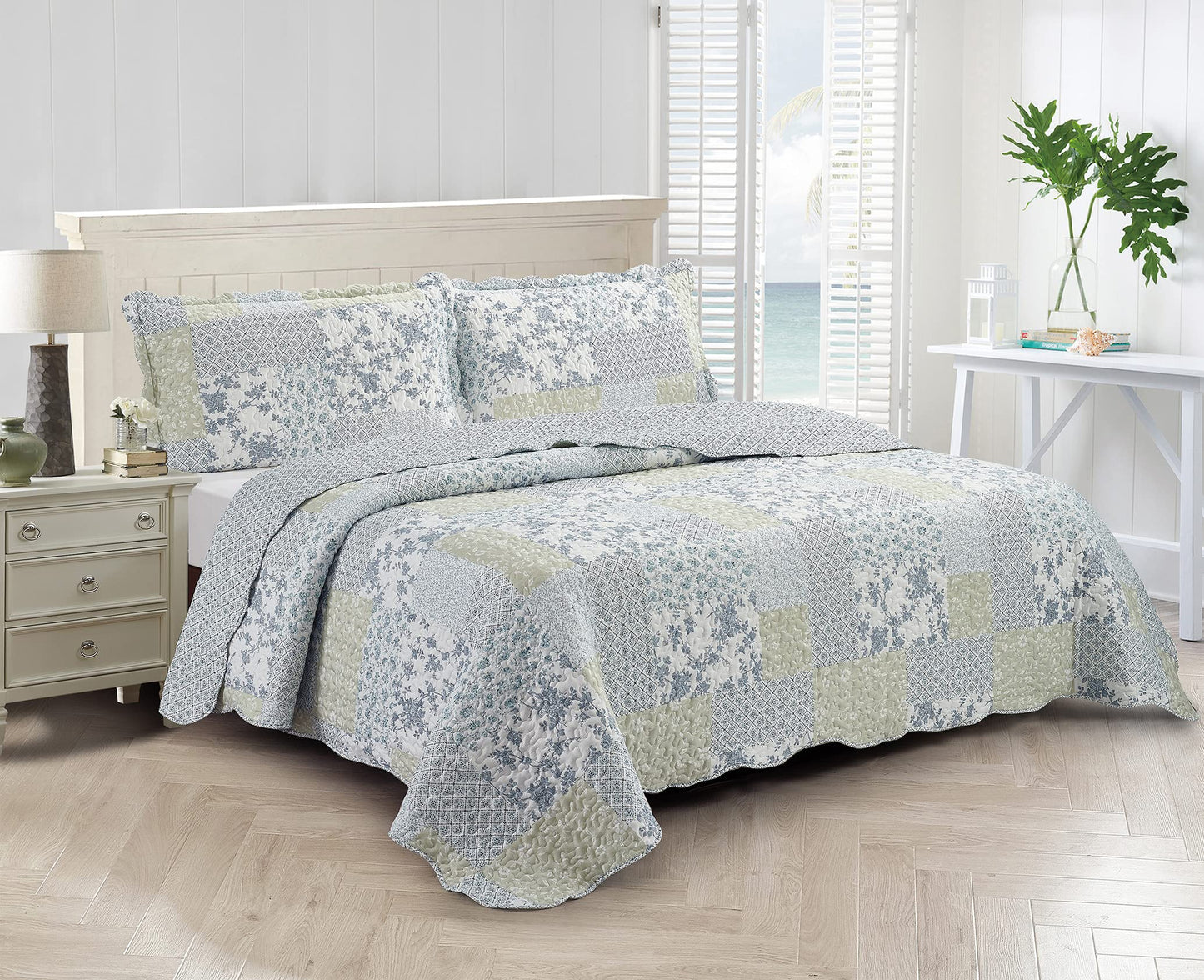 Patchwork Quilt Set Reversible Lightweight All Season Coverlet Bedding