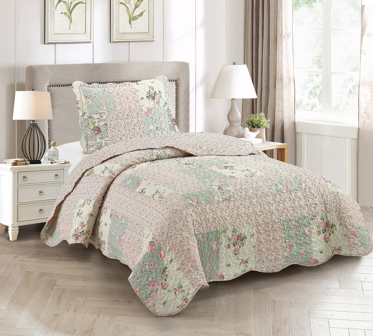 Patchwork Quilt Set Reversible Lightweight All Season Coverlet Bedding