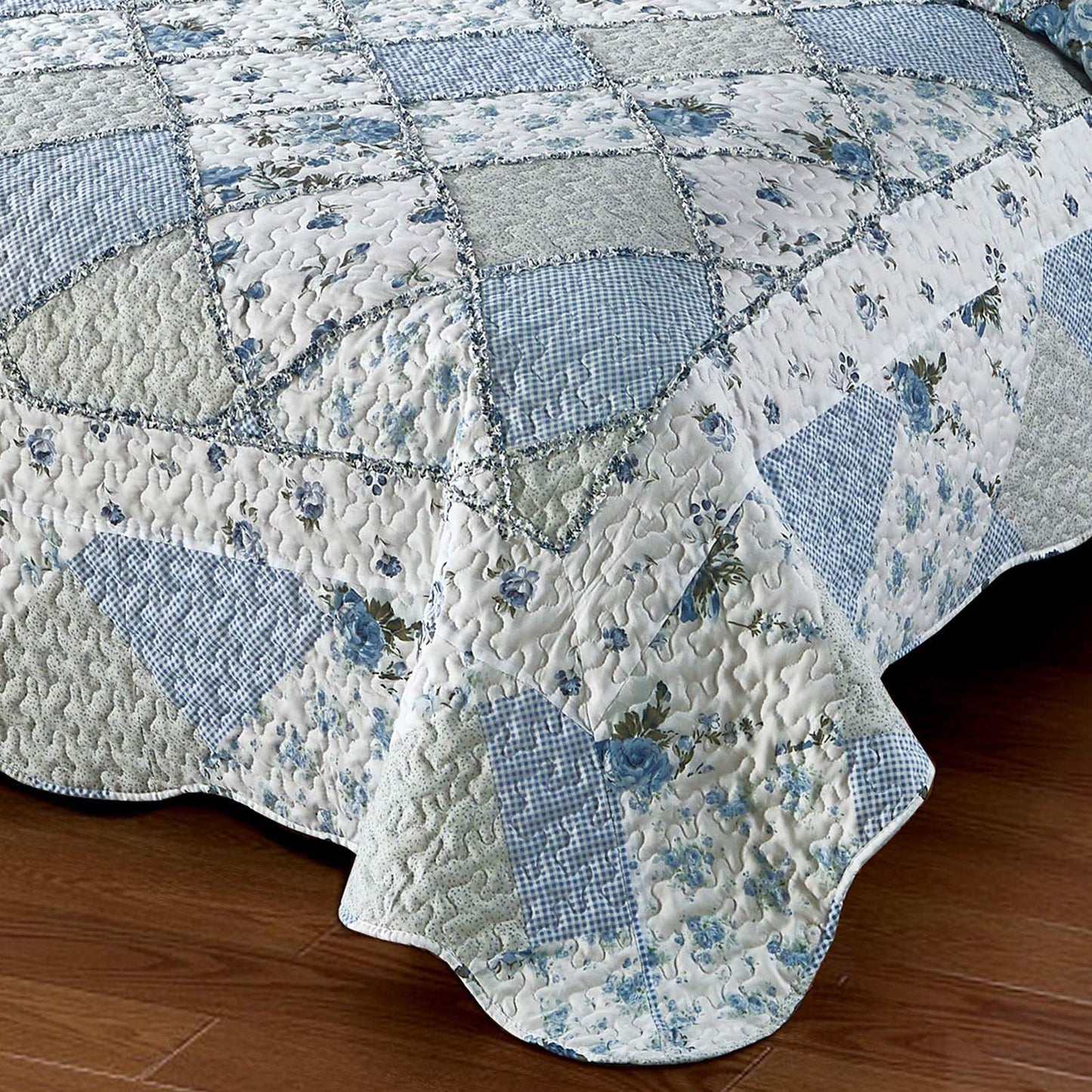 Patchwork Quilt Set Reversible 3 Piece Lightweight Floral Coverlet Bedding