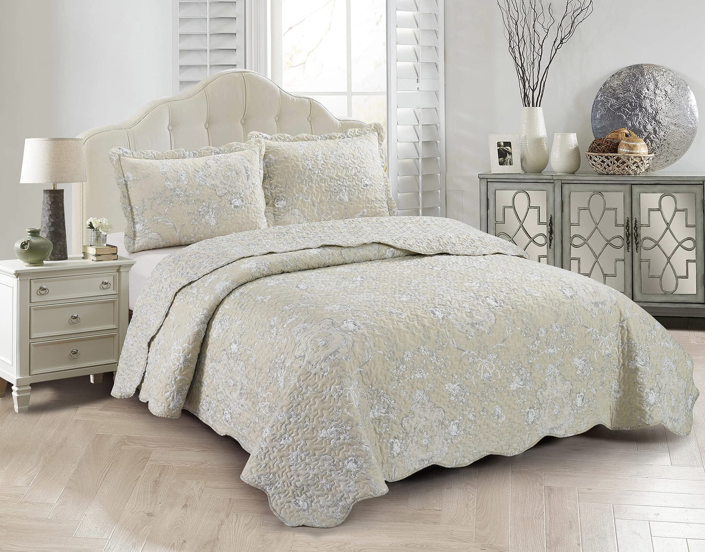 Patchwork Quilt Set Reversible Lightweight All Season Coverlet Bedding