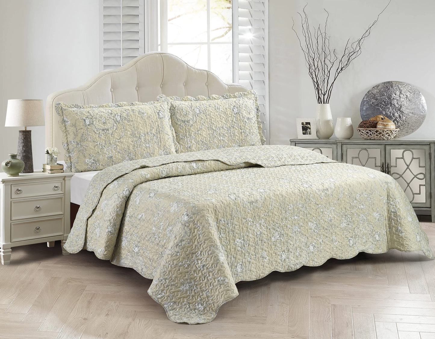 Patchwork Quilt Set Reversible Lightweight All Season Coverlet Bedding
