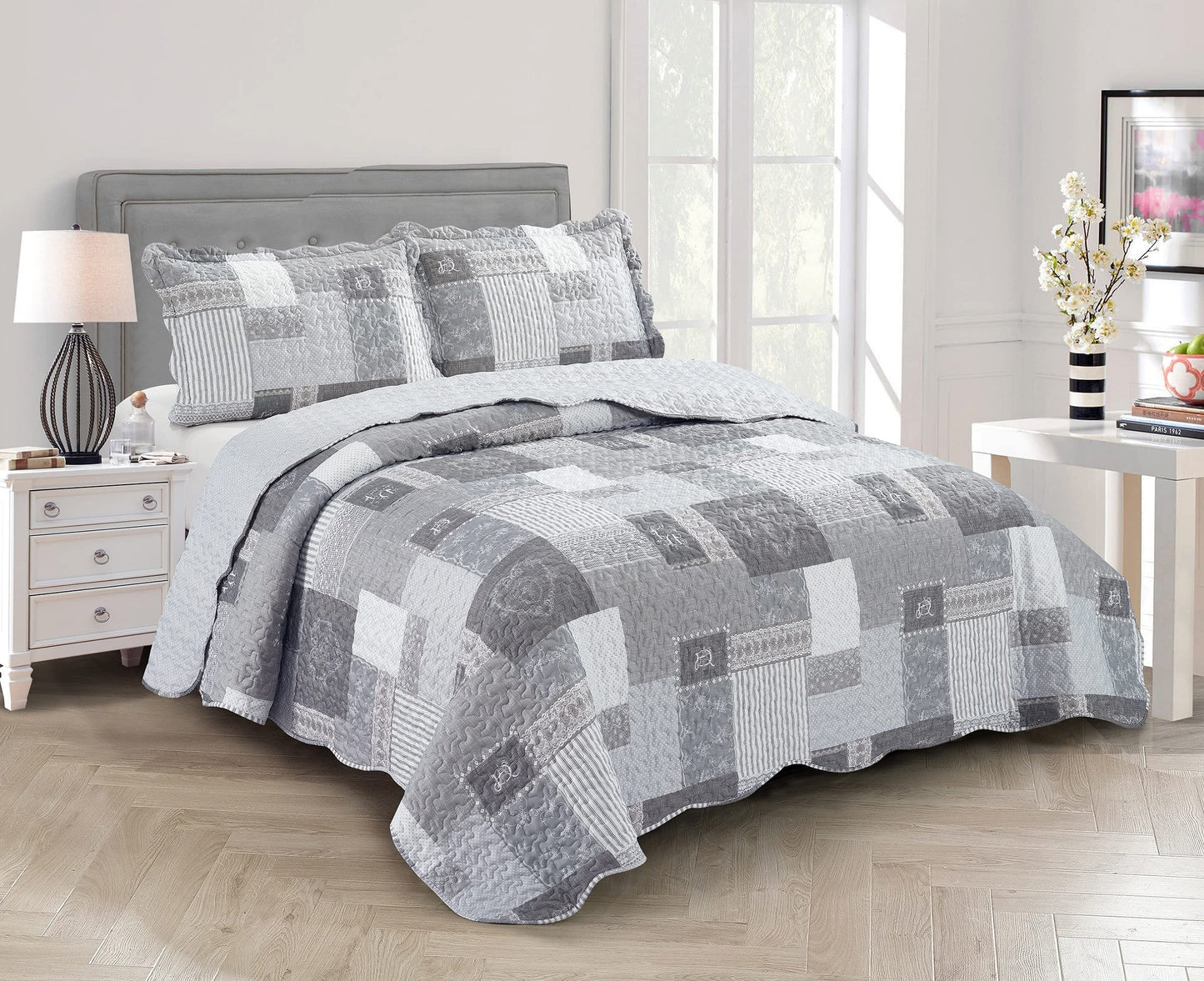Patchwork Quilt Set Reversible Lightweight All Season Coverlet Bedding