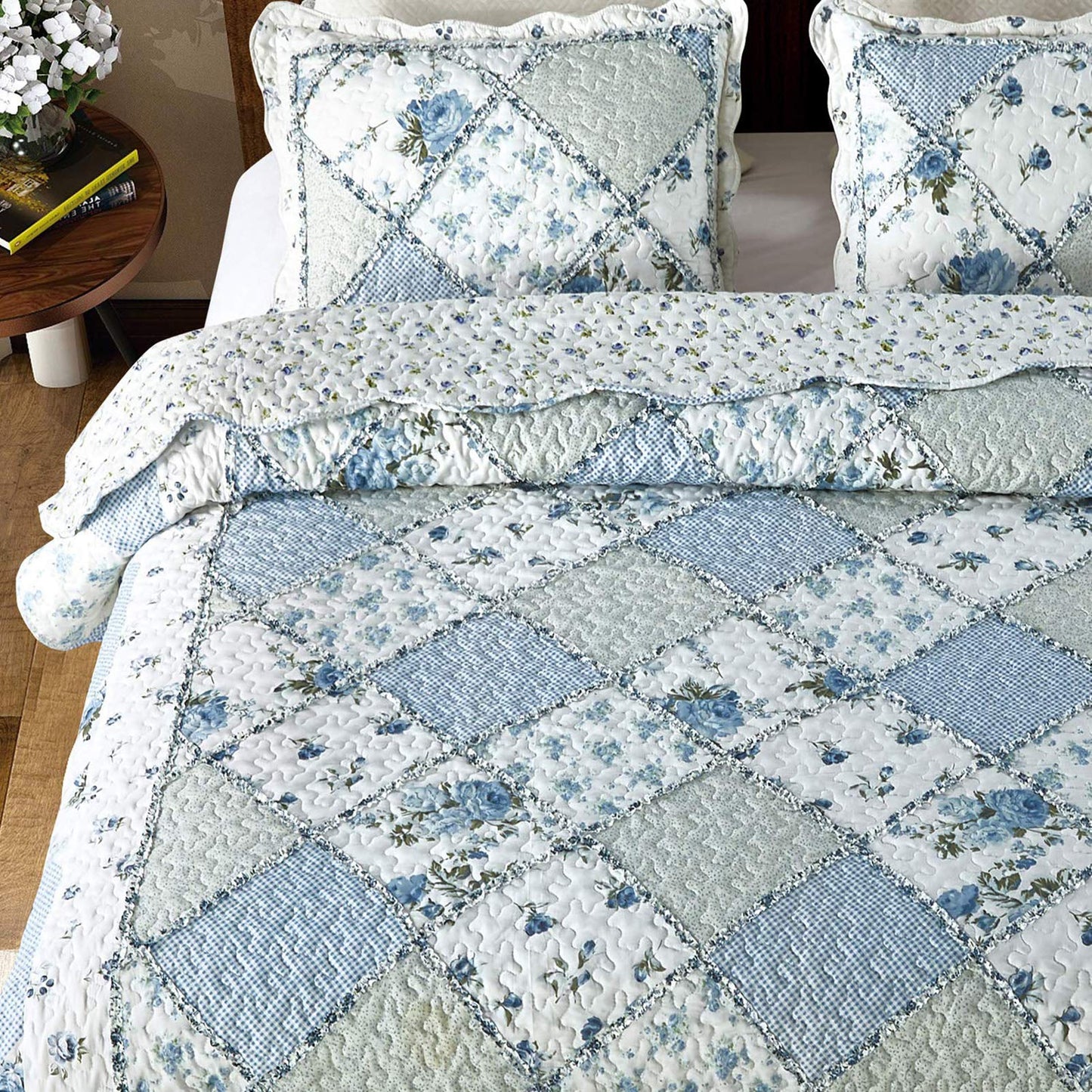 Patchwork Quilt Set Reversible 3 Piece Lightweight Floral Coverlet Bedding