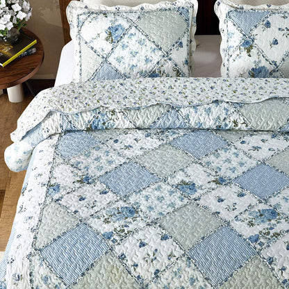 Patchwork Quilt Set Reversible 3 Piece Lightweight Floral Coverlet Bedding