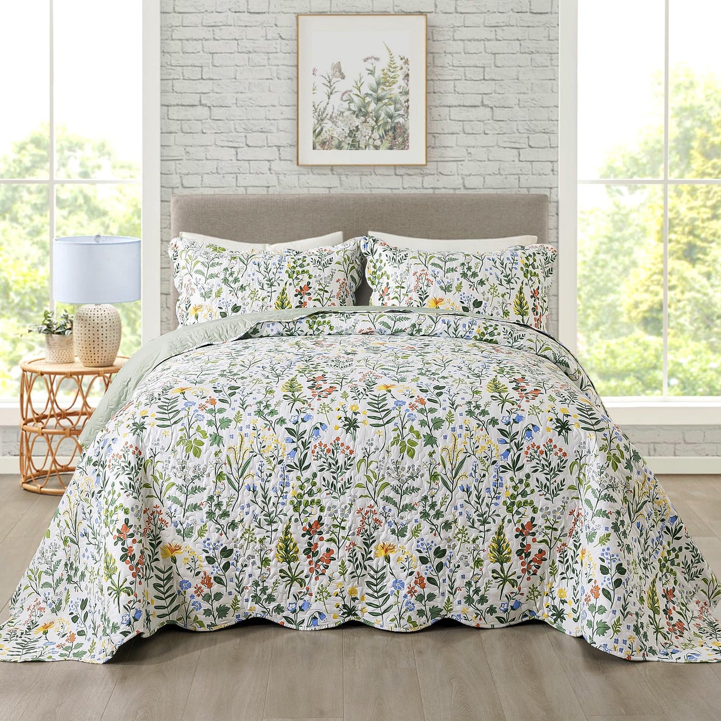 Floral Quilt Set 3 Piece Oversized Bedspread Coverlet Set Lightweight Bedding