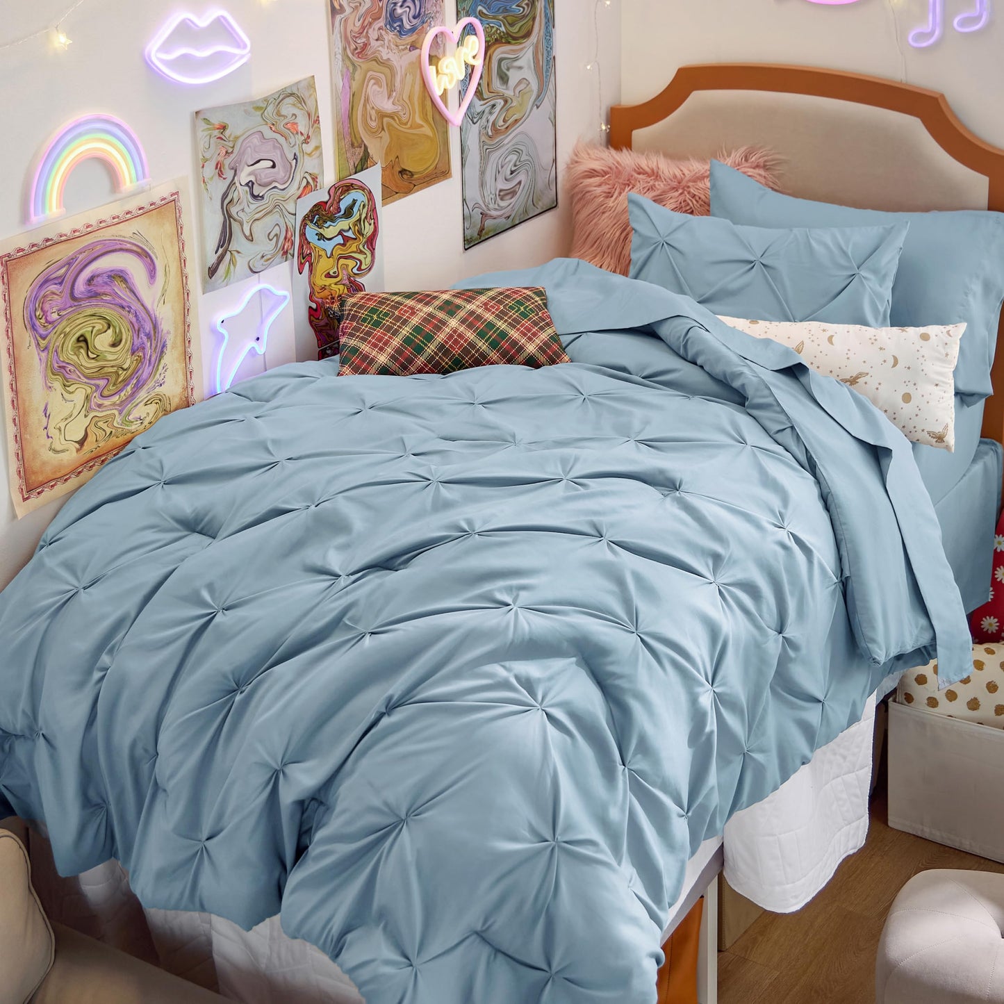 Pintuck Comforter Set Bed in a Bag 7 Piece All Season Bedding