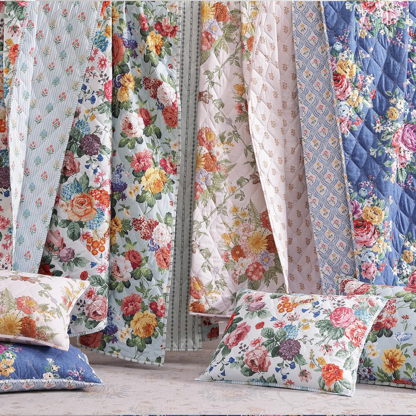 WRENSONGE Floral Quilt Set