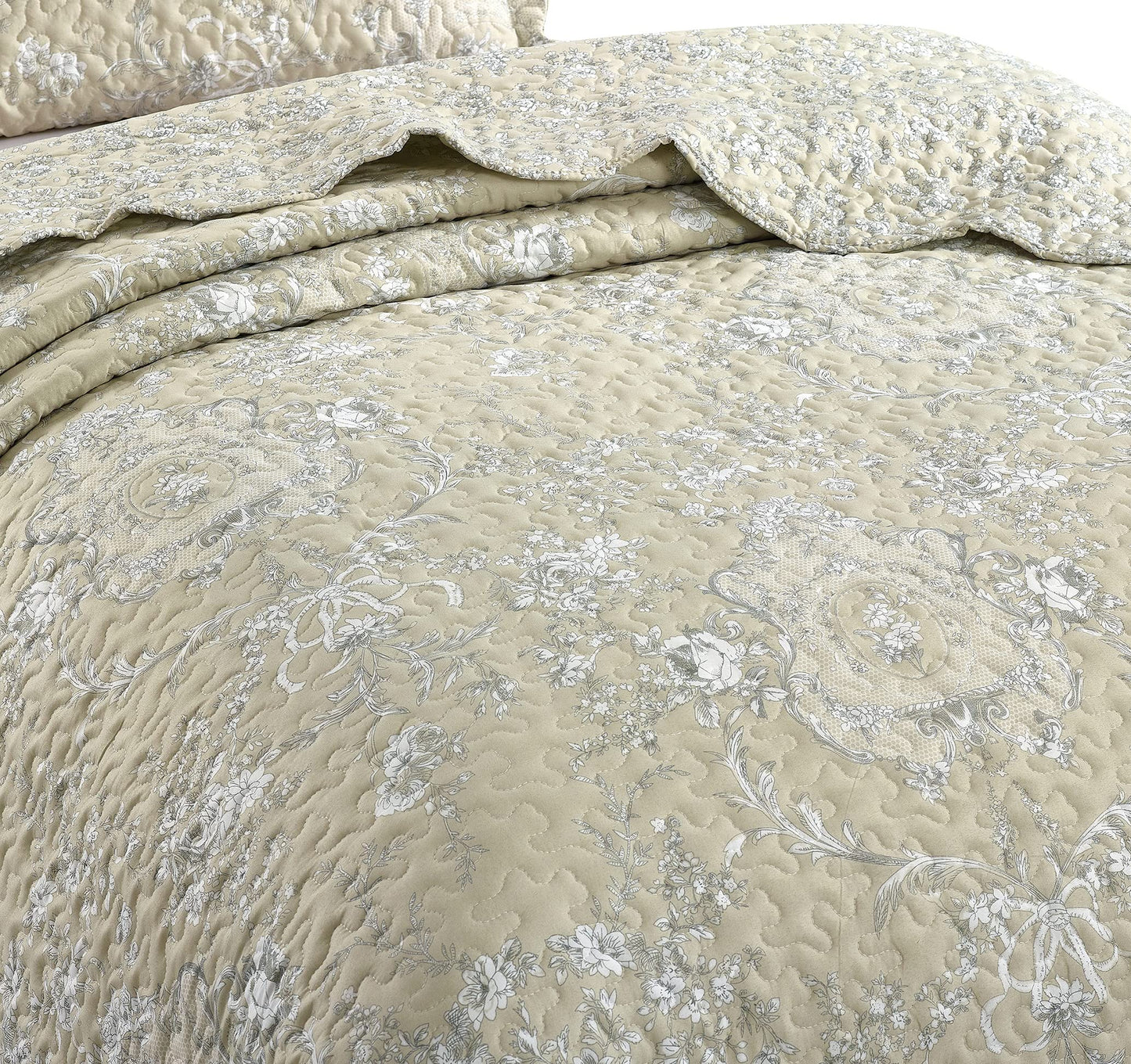 Patchwork Quilt Set Reversible Lightweight All Season Coverlet Bedding